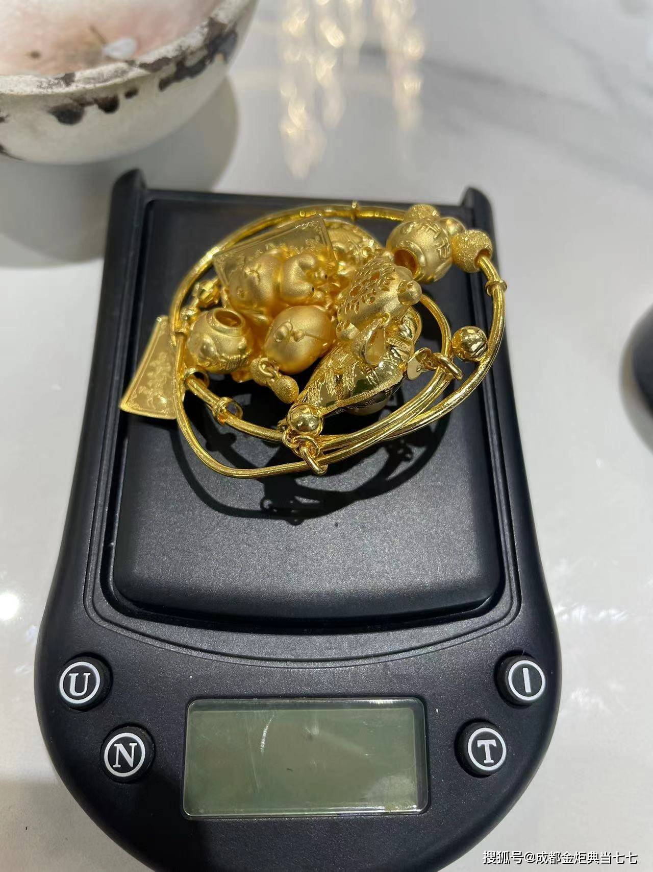 塔城最新24小时上门回收金价方法分析(最方便真实的塔城24小时上门回收黄金方法)