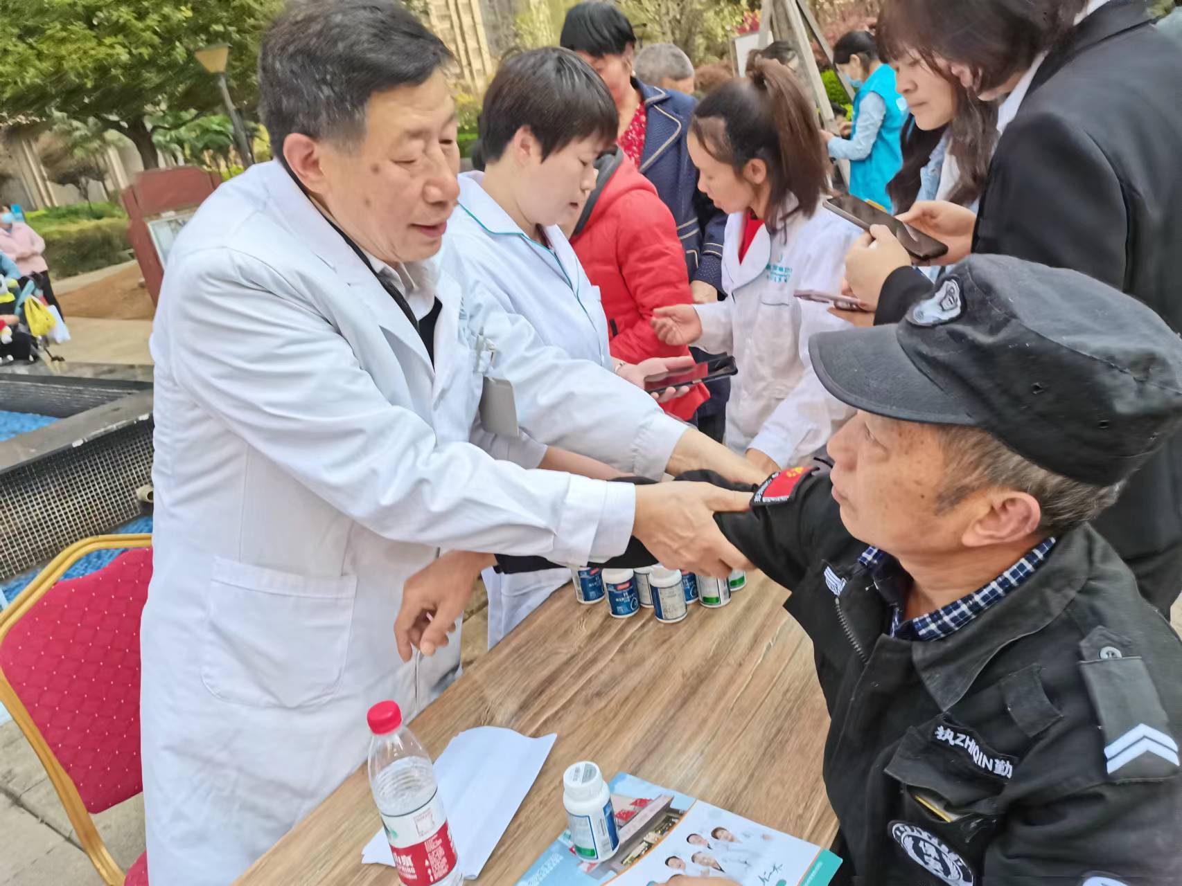 塔城最新24小时高价回收医保长沙方法分析(最方便真实的塔城长沙医废处理方法)